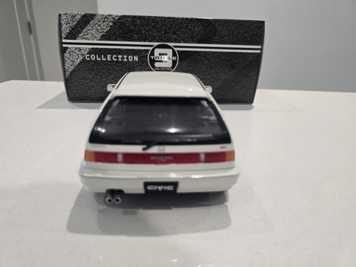 Triple 9 Collection 1:18 Scale Resin Model 1987 Honda Civic EF-3