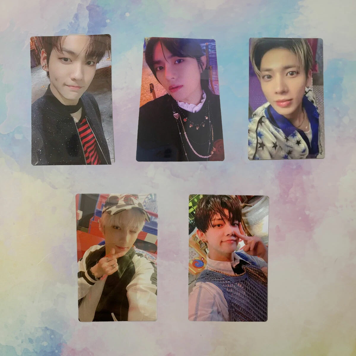 TXT Official photo card TOMORROW X TOGETHER 2022 Season's Greetings PC MOA TXT Official photo card TOMORROW X TOGETHER 2022 Season's Greetings PC MOA