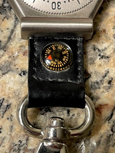 Marlboro Miles Unlimited Pocket Watch WITH COMPASS. - Picture 8 of 11