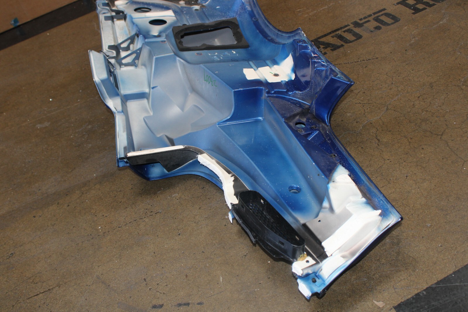 McLaren MP4-12C Spider, RH, Right, Quarter Panel, Blue, Dmg, Used