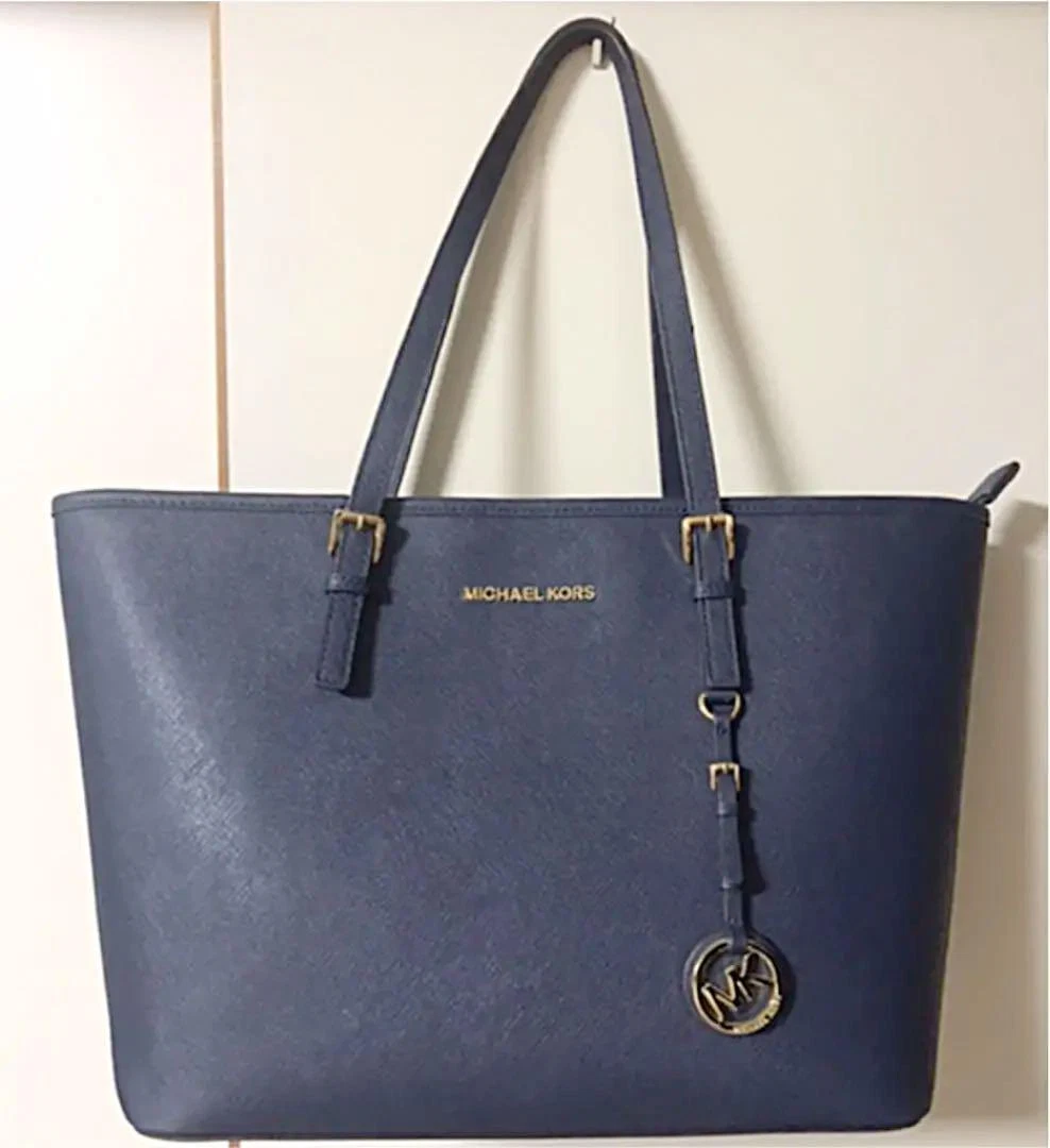 Michael Kors Women's Charlotte Carry Bag, Navy, Large: Amazon.co.uk: Fashion