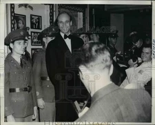 1939 Press Photo James Roosevelt at "The Real Glory" Movie Premiere - nef20740