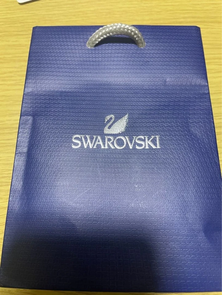 Ciondolo Swarovski Hello Kitty cuore cristallo nuovo con certificato - Immagine 4 di 4