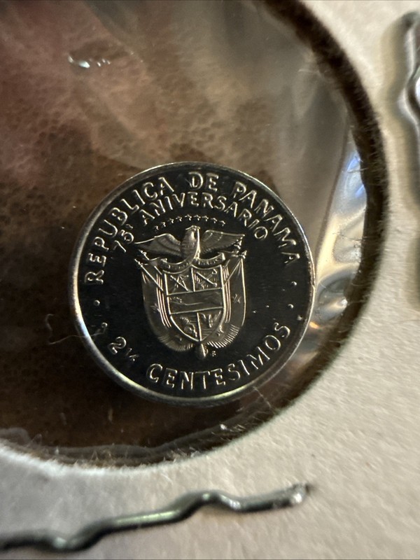1976 And 1978 Panama 2 1/2 Centesimos - Both Uncirculated. Low Mintage 