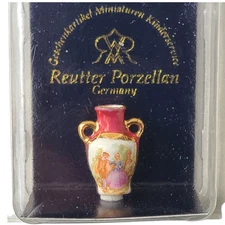 Porcelain Dollhouse Vase by Reutter Pink 1:12 Scale Miniature 3/4 inch