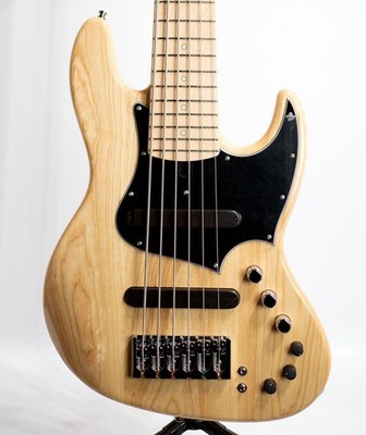 Xotic Xj-1T 6St Natural Safe delivery from Japan