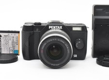 Pentax Q10 Digital Camera Black 889 shots w/ 5-15mm 02 Lens Near Mint  2834335