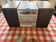 Sony CMT-CP2W Bookshelf Stereo System in good fully working condition + remote