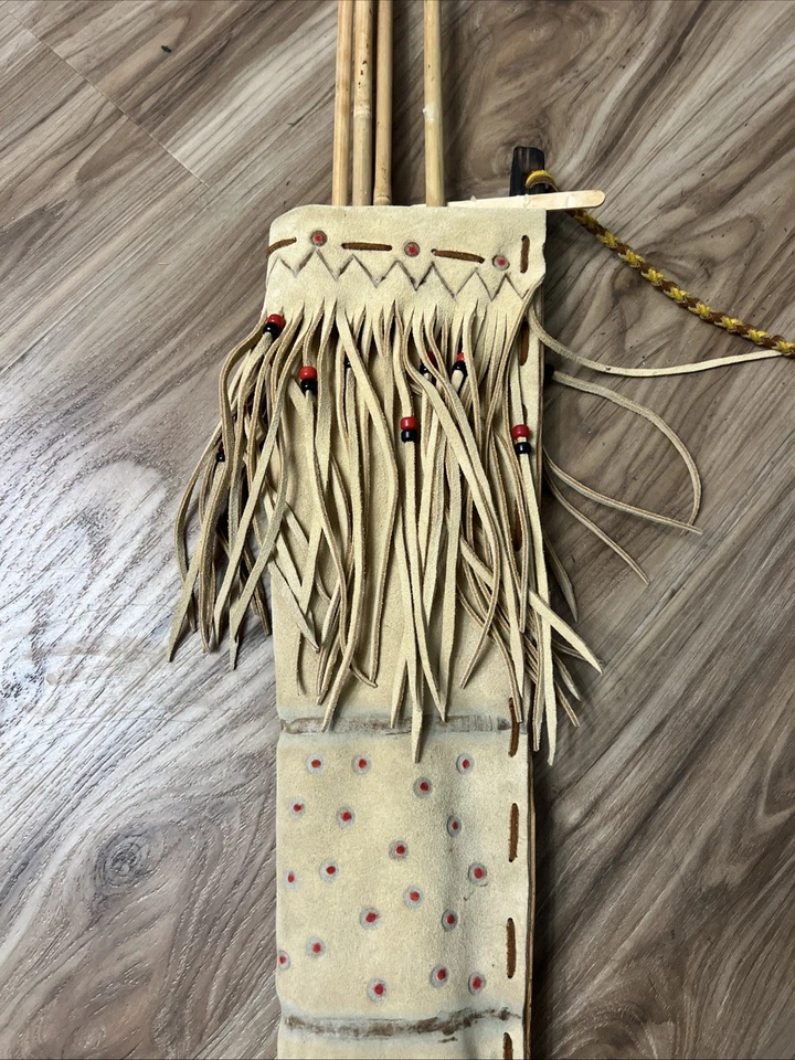 ARCO Y FLECHAS NATIVAS AMERICANAS DE COLECCIÓN CARCAJ FLECHAS CON FLECOS Foto 3 de 4