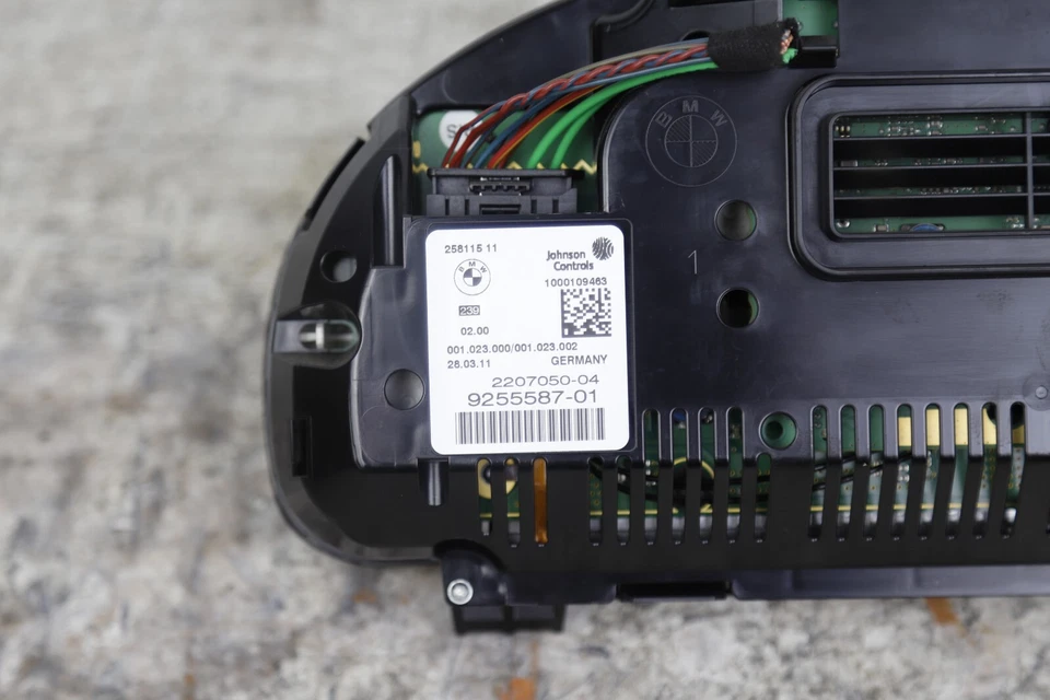 2011 2012 2013 BMW 528I 535I 550I MEDIDOR DE PAINEL DE INSTRUMENTOS VELOCÍMETRO 169K FABRICANTE DE EQUIPAMENTO ORIGINAL - Imagem 4 de 4