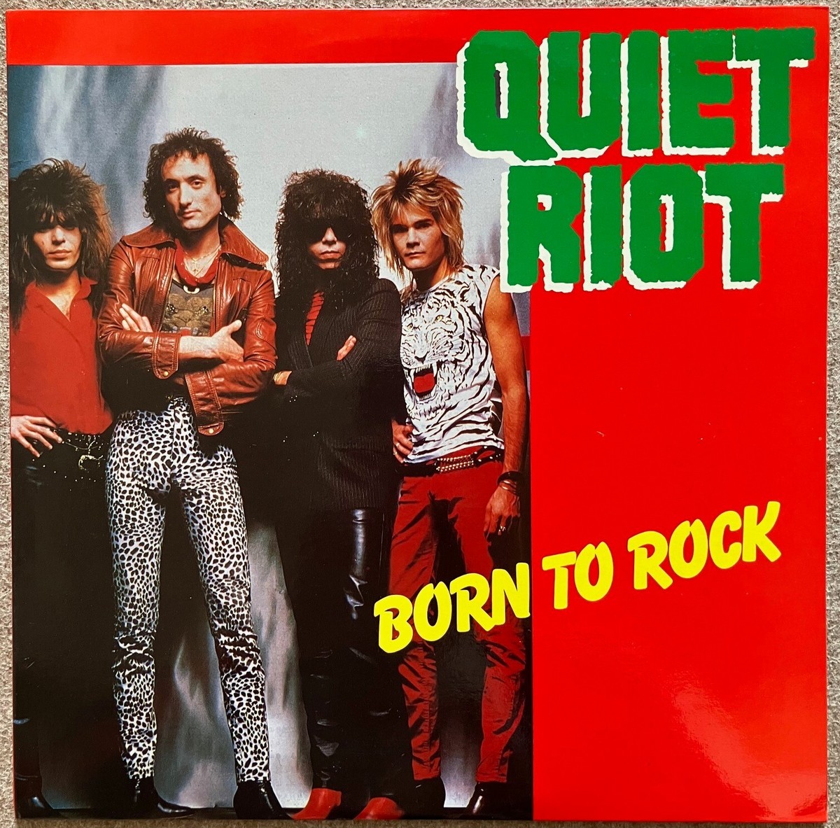 洋楽 QUIET RIOT/ CRITICAL LIVE/ Tulsa 1984 Amazon.com: Vinylz Art Album Covers - Quiet Riot - Condition