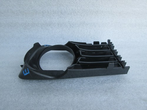 2004-2009 Toyota Prius Left Driver Side Bumper Fog Light Cover Grille OEM - Picture 6 of 8