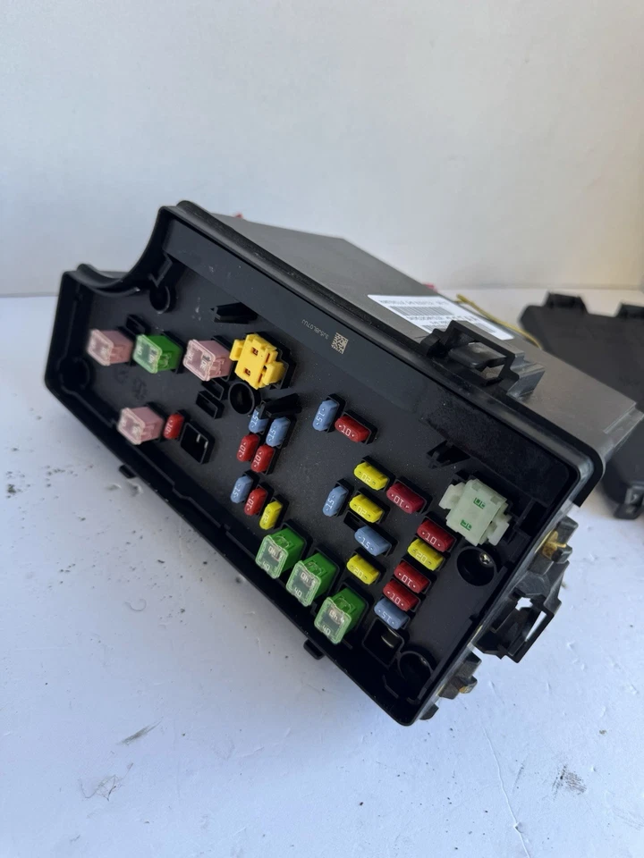 Módulo de potencia totalmente integrado calibre brújula Patriot 2008-09 TIPM P68048227AA Foto 4 de 4