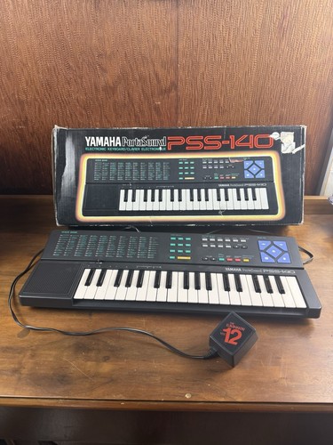 Alimentatore di ricambio per YAMAHA PSS-140 TASTIERA ADATTATORE UK 12V Alimentatore di ricambio per YAMAHA PSS-140 TASTIERA ADATTATORE UK 12V