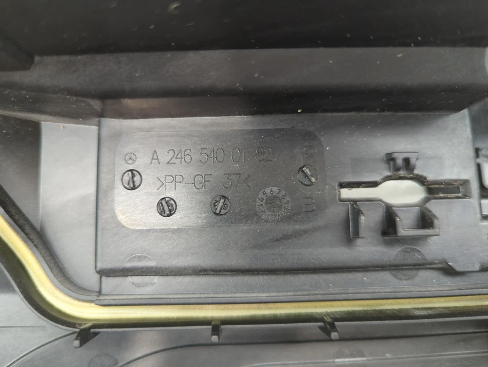 Módulo de relé caixa de fusíveis Mercedes-benz Cla250 2014-2019 EBOY6 - Imagem 2 de 4