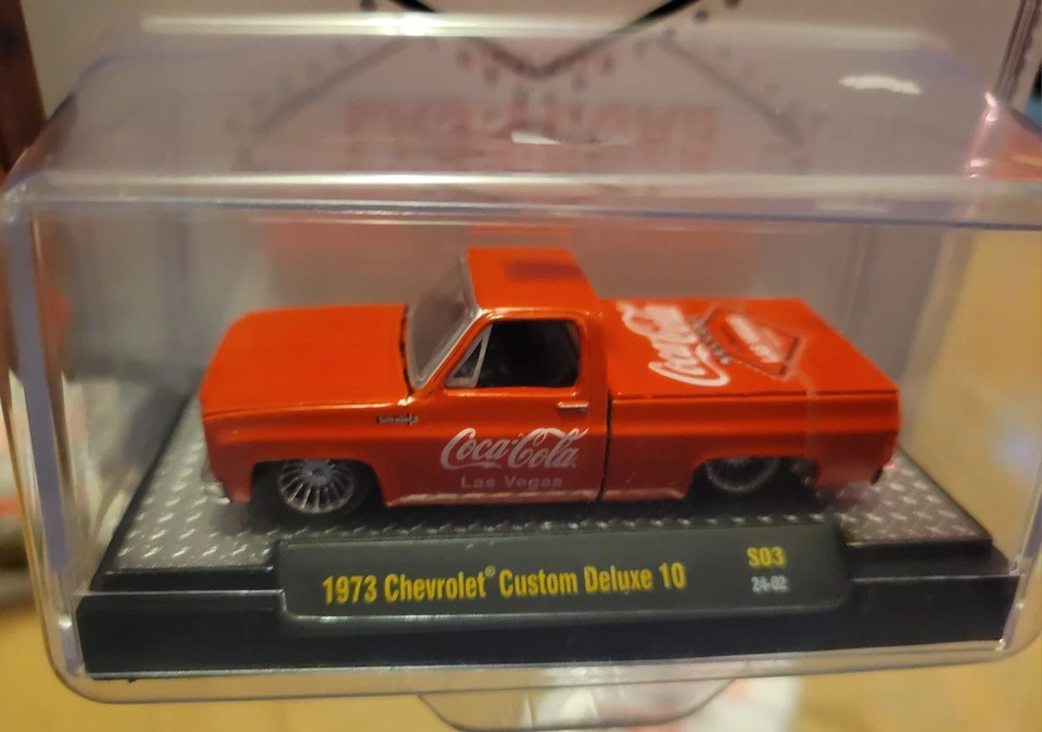 Máquinas M2 1:64 Coca-Cola Juego de 3 Vehículos Diecast 2024 Foto 3 de 4