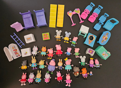 HUGE! Peppa Pig Family Toy Figures & Accessories Mixed Lot of 50 pcs