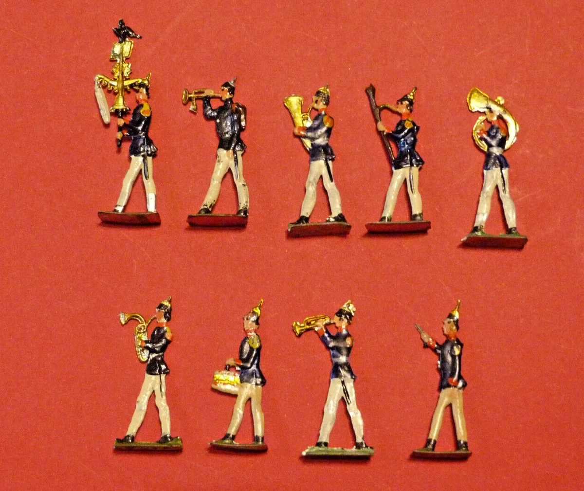Plats d'étain - Flat tin : 50 soldats allemands guerre de 1870