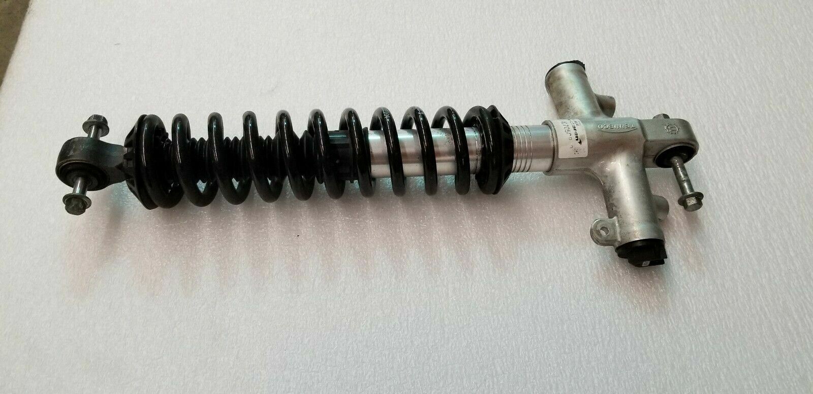 MCLAREN MP4-12C FRONT SHOCK ABSORBER OEM 11B0705CP 03