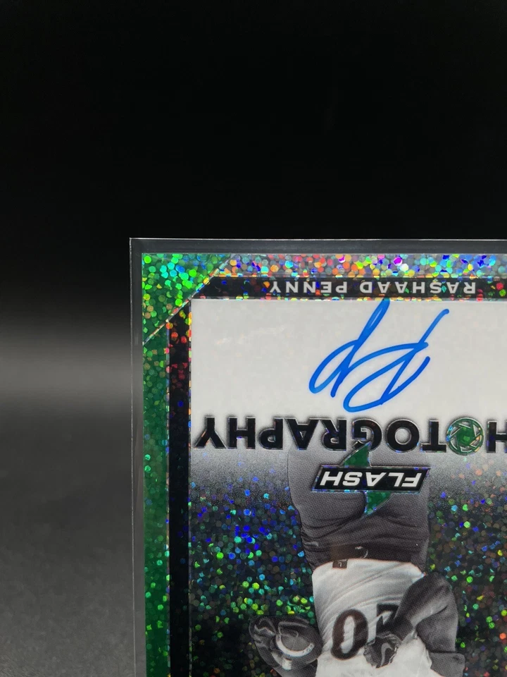 RASHAAD PENNY 2018 Leaf Green Flash Photography /15 On Card Auto Eagles 🔥 - Image 4 of 4
