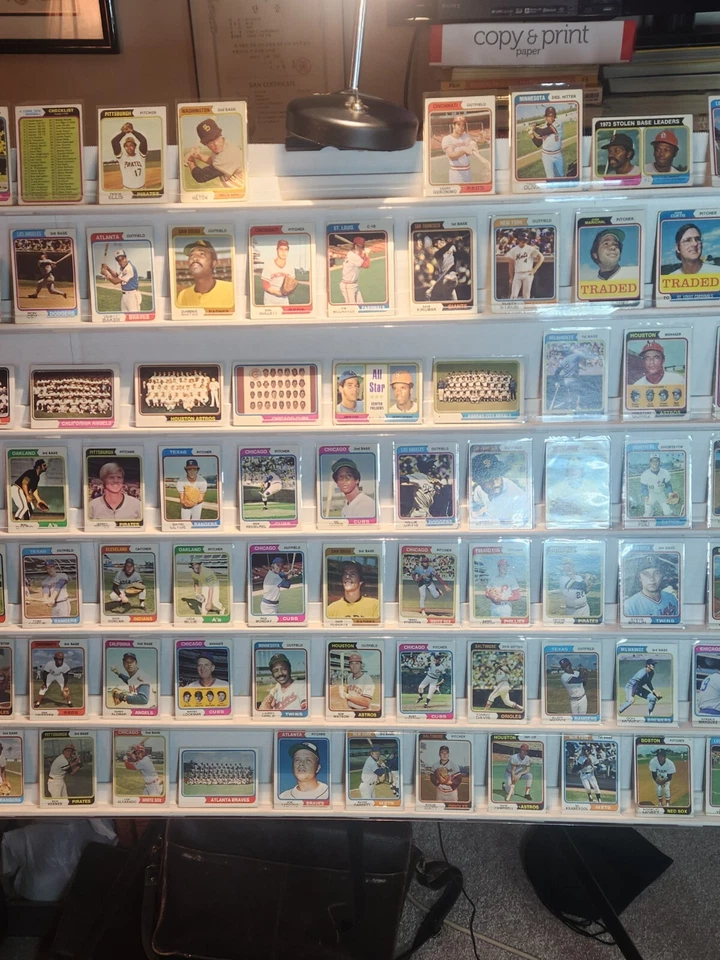 ~D - ¡ENORME! Lote de 124 tarjetas Topps 1974: Lou Brock, lista de verificación, Dock Ellis, etc. ¡SIN DUPS! Foto 4 de 4