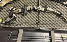 hoyt eclipse compound bow Camo 55-70 Pound With Carrying Case