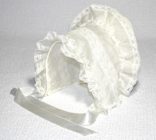 Vintage Ivory Lace Baby Bonnet Heirloom Christening Baptism Tiered Ruffled Hat