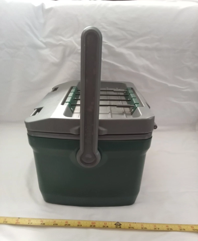 Stanley Adventure Easy Carry 经典风格便携式户外 7 夸脱 6.6L 升 冷藏箱 — 第 2/4 张图片