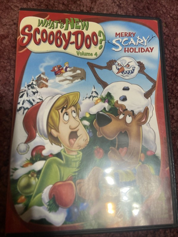 what’s new scooby doo volume 4 merry scary holiday