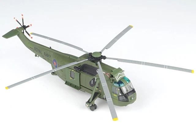 AA33421 Corgi Sea King HC.Mk 4 Commando 1/72 Model ZA290 RNFAA No.846 NAS - Image 2 of 2