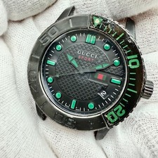 Orologio Gucci G Timeless Sport Uomo Quarzo Acciaio Nero Data 43mm 126,2