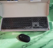 Jelly Comb KS72-3 Slim USB Wireless Keyboard and Mouse Combo 2.4G W Skin & Bat