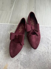 SKECHERS Burgundy Patterned Bow Flats Size US 8