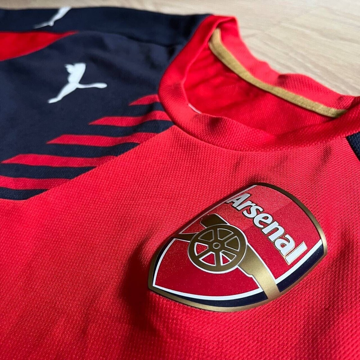 ARSENAL PUMA 2015/2016 FOOTBALL TRAINING JERSEY SIZE “S