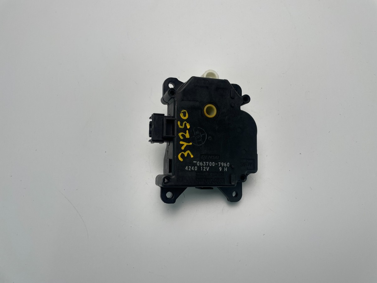 2004-2009 TOYOTA PRIUS HEATER FLAP SERVO BLEND DOOR ACTUATOR OEM