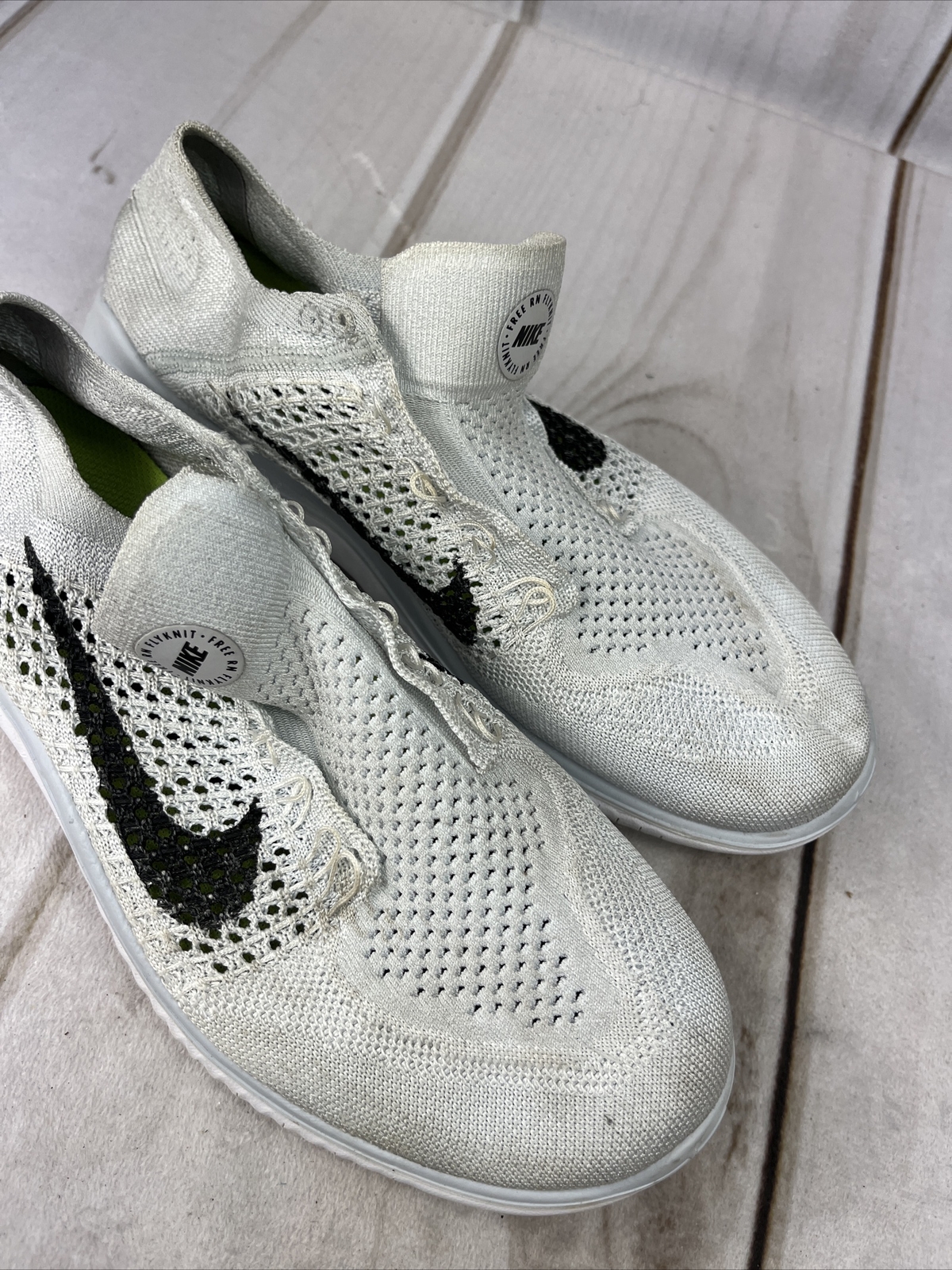 Size 8.5 - Nike Free Rn Flyknit 2018 