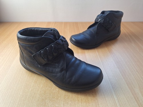 HOTTER Daydream Women`s Black Leather Boots Size 6.5