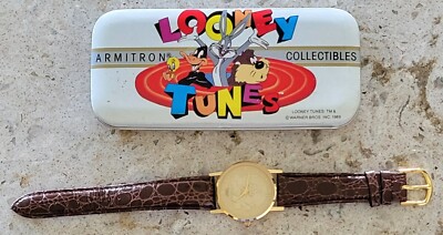 Armitron Quartz this vintage 89’ Bugs Bunny Vintage Armitron Women main image 3