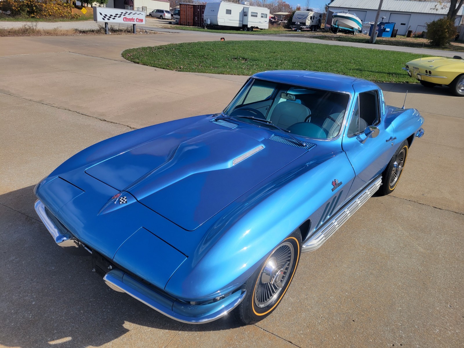 1965 NASSAU BLUE Chevrolet Corvette   | C2 Corvette Photo 2