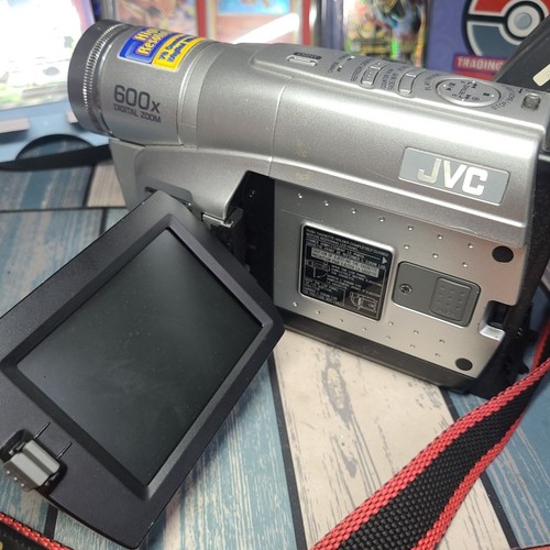 JVC GR-SXM750U Super VHS-C COMPACT VHS Camcorder 600X DIGITAL ZOOM, NO BATTERY - Picture 4 of 10