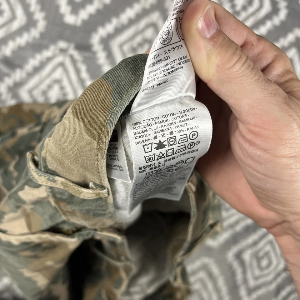 Pantalones Cortos Levis Strauss Hombres 40 Verde Camuflaje Carga Militar Bolsillo Pesado Y2K Camuflaje Foto 4 de 4