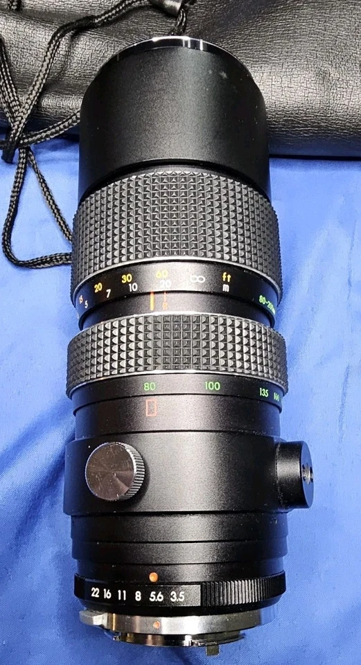 Promaster Auto Zoom 1:3.5 f = 80-200mm Lens with Soft Case Japan - Image 4 of 4
