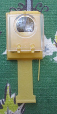 Vintage Captain Crunch cereal premium yellow bottom part of magnifier watch toy