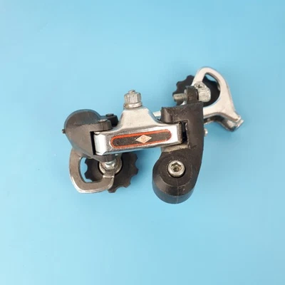 Dérailleur arrière longue chape pour vélo vintage tous terrains aluminium 1990s - Photo 1/4