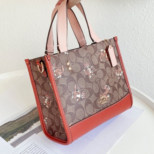 COACH Dempsey Tote 22 Signature Canvas With Dancing Kitten CC424 outlet New JPN - Picture 3 of 9
