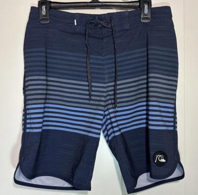 Quiksilver Men's Standard Vista Beachshort 19 Boardshort Swim Trunk Size: 30