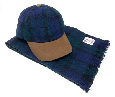 Harris Tweed Baseballkappe und Schal Set in Blackwatch Tartan