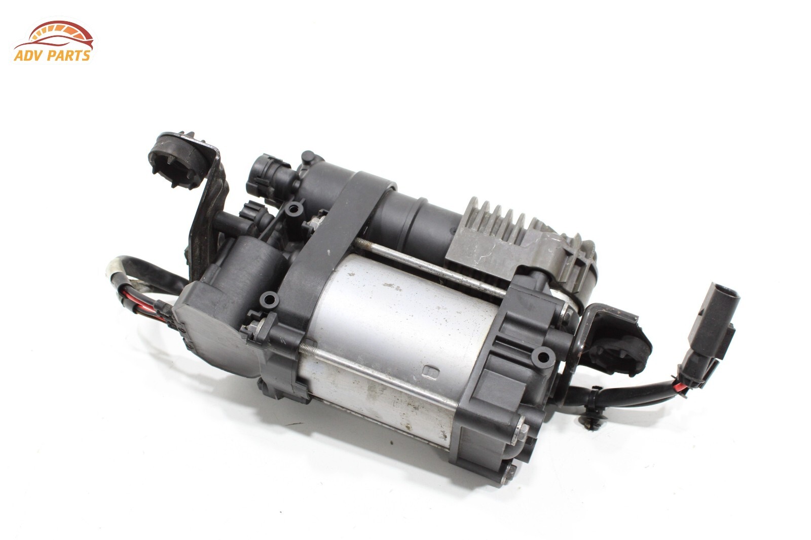 2017 - 2020 MASERATI LEVANTE AIR RIDE SUSPENSION COMPRESSOR PUMP OEM