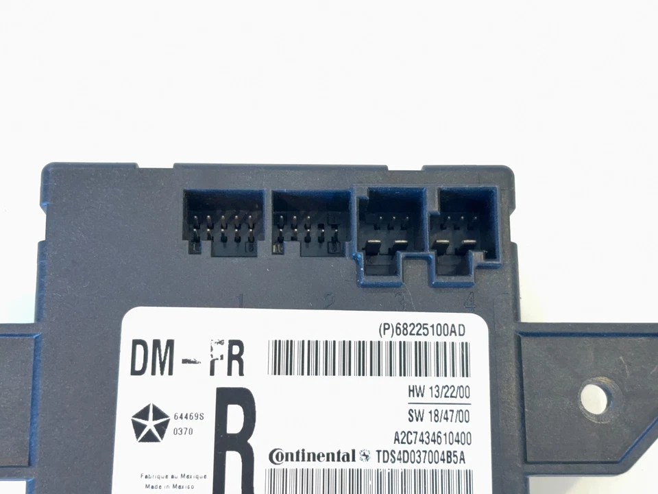 Módulo de puerta de pasajero derecho Ram 1500 2500 3500 2017-18, 2019+ Classic 68225100AD Foto 2 de 4