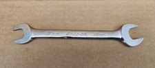 Snap-on Tools Vom1719b 17mm X 19mm Double Open End Metric Wrench New Snap-on Tools Vom1719b 17mm X 19mm Double Open End Metric Wrench New